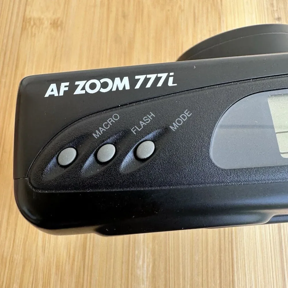 Samsung AF Zoom 777i 35mm Film Point And Shoot Camera Black Untested
